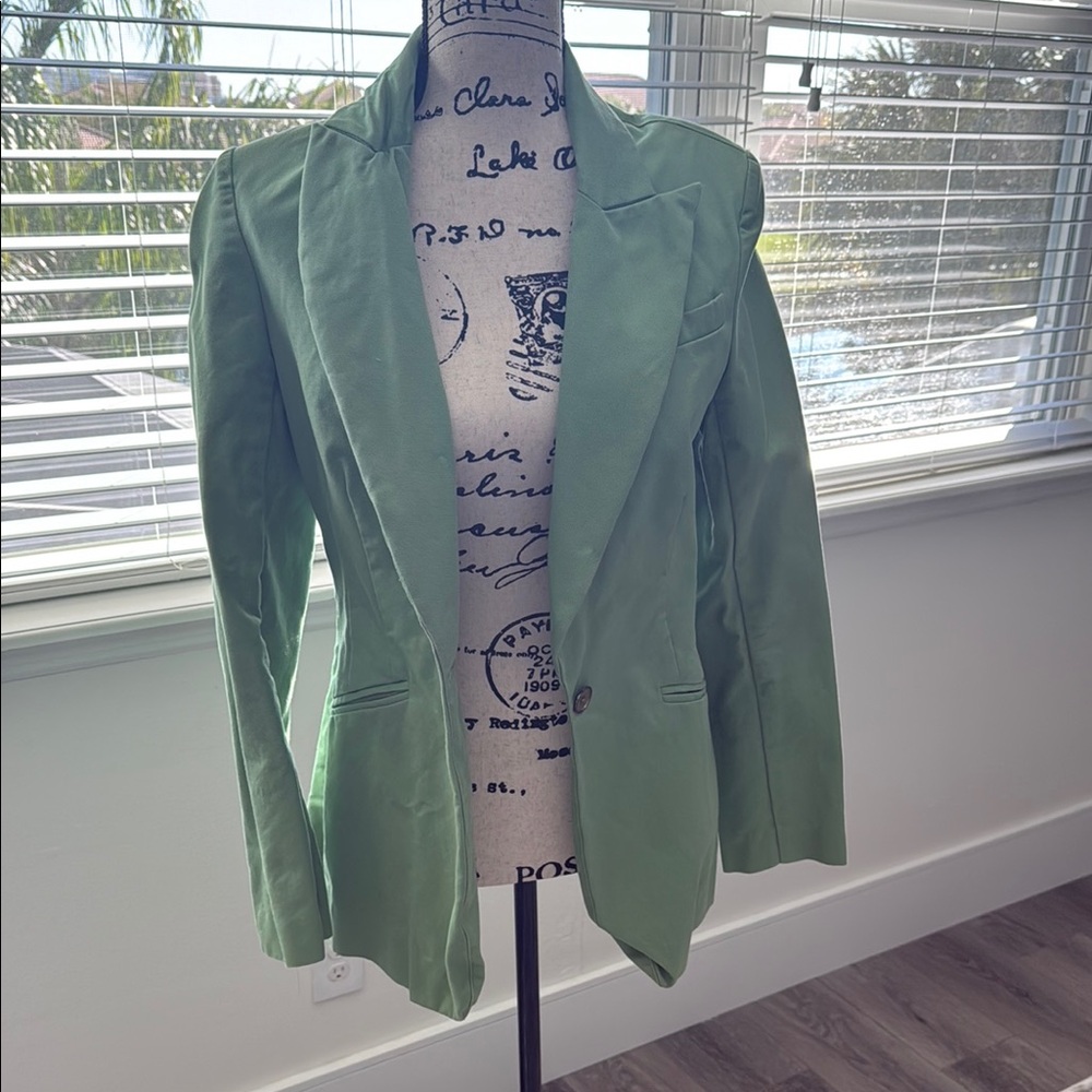 🔥🔥🔥Price Drop🔥🔥🔥 OMARU Mint Green Hip-Length Blazer with Structured Collar